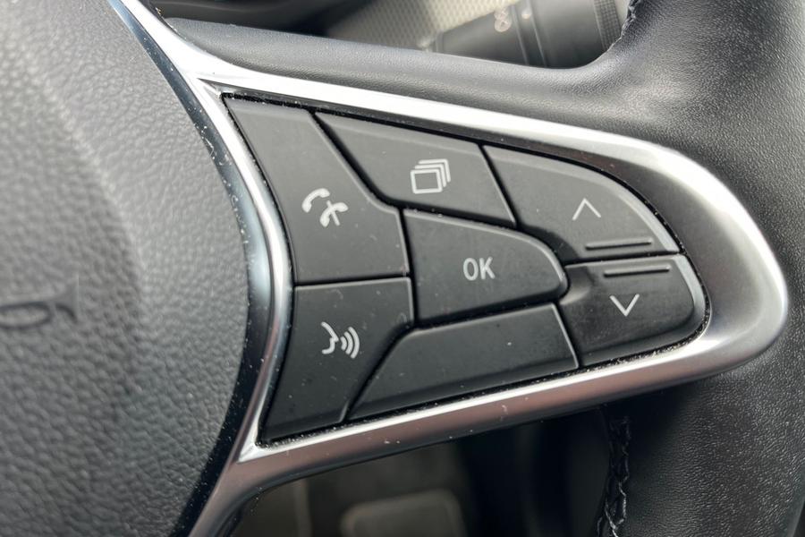 Renault Arkana Photo autoimg-a0de277e3346a2a184391c9e3e31bf9d731f7046.jpg