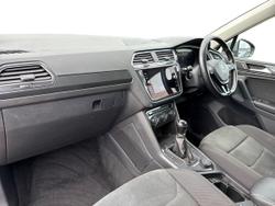 Volkswagen Tiguan Photo 2