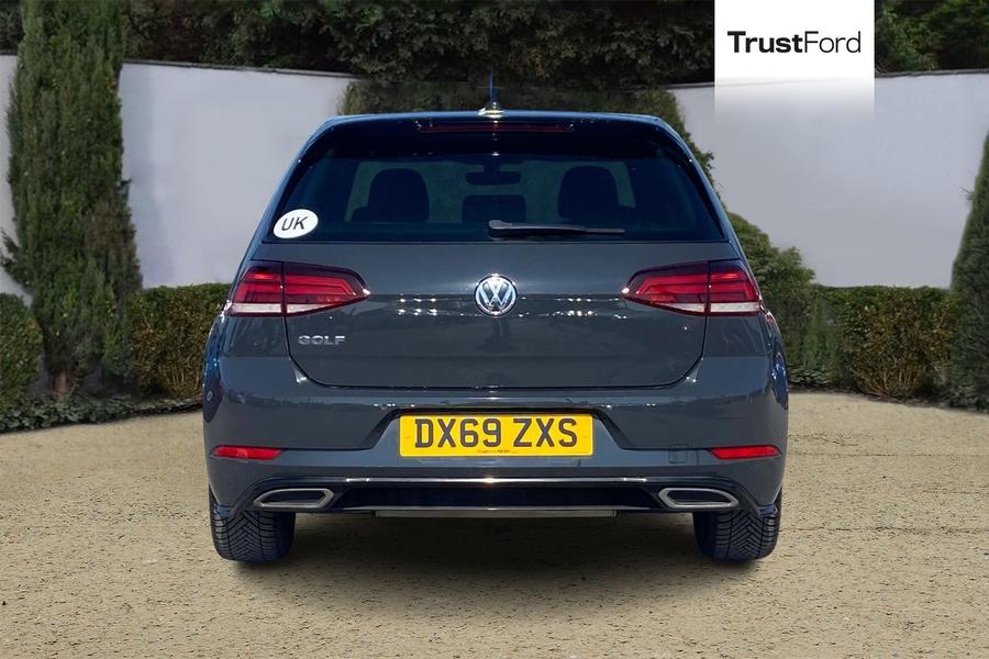 Volkswagen GOLF Photo autoimg-a0e4c6b6cf3e3c4a7d7b32e6e0f72362f7c76ee2.jpg