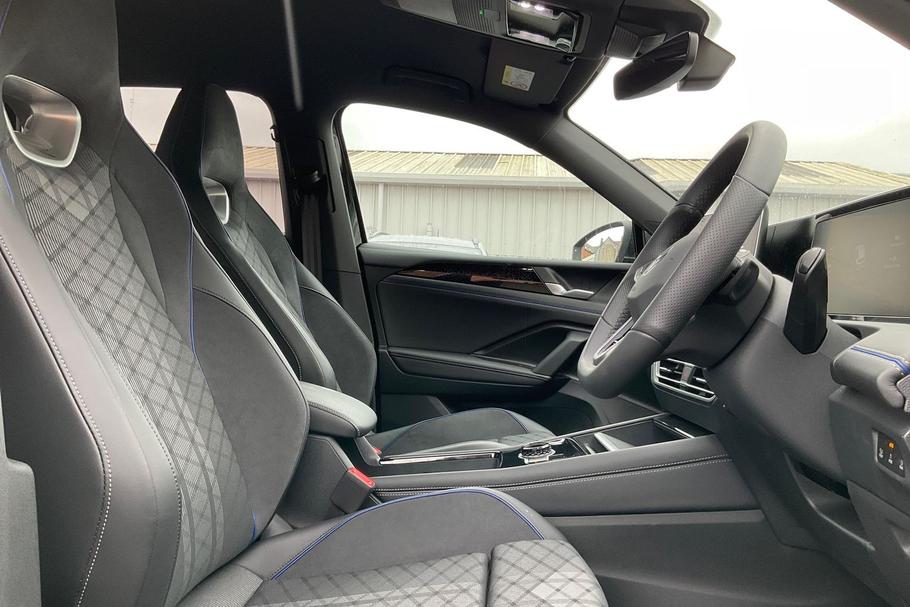 Used Volkswagen TIGUAN 17