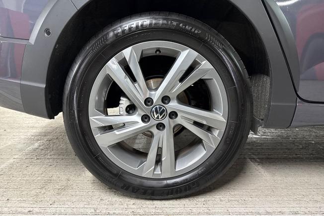 VOLKSWAGEN Taigo Photo 5