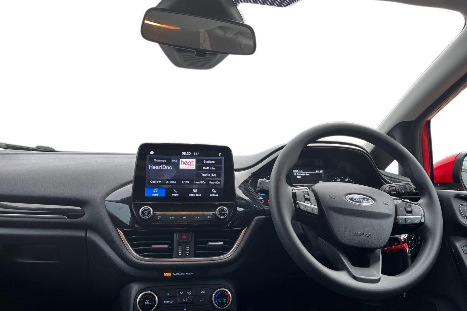 Ford FIESTA Photo 9