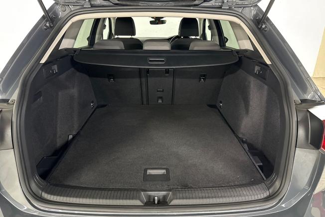 VOLKSWAGEN Golf Photo 12
