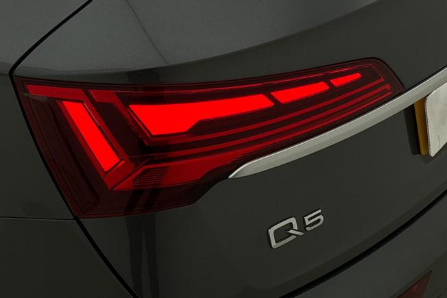 AUDI Q5 Photo 18