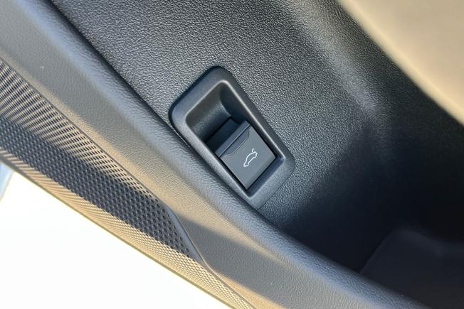 Audi A6 Saloon Photo 27