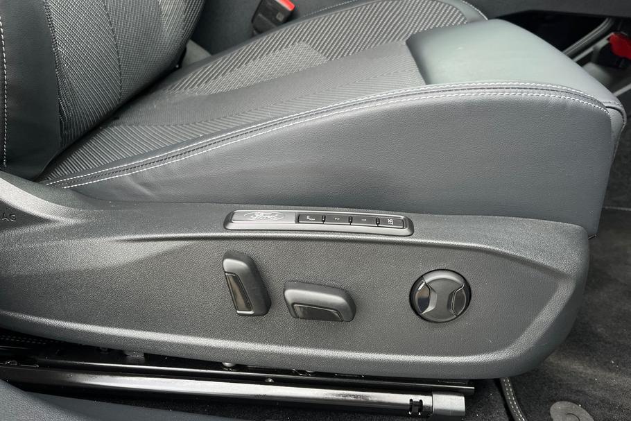 Used Ford EXPLORER 38