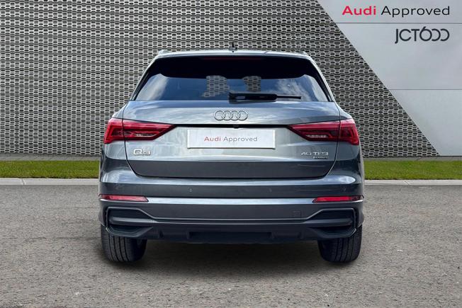 AUDI Q3 Photo 7