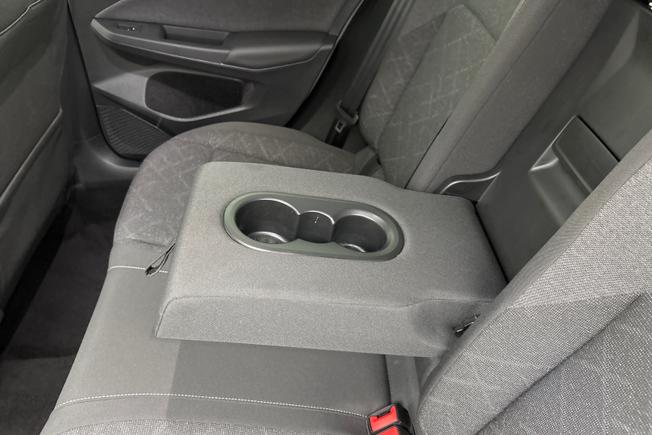 Volkswagen Golf Photo 33