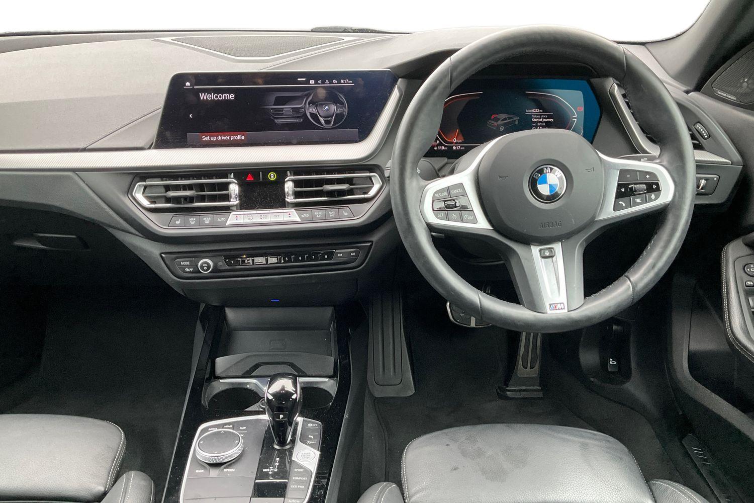 BMW 2 SERIES Photo 10