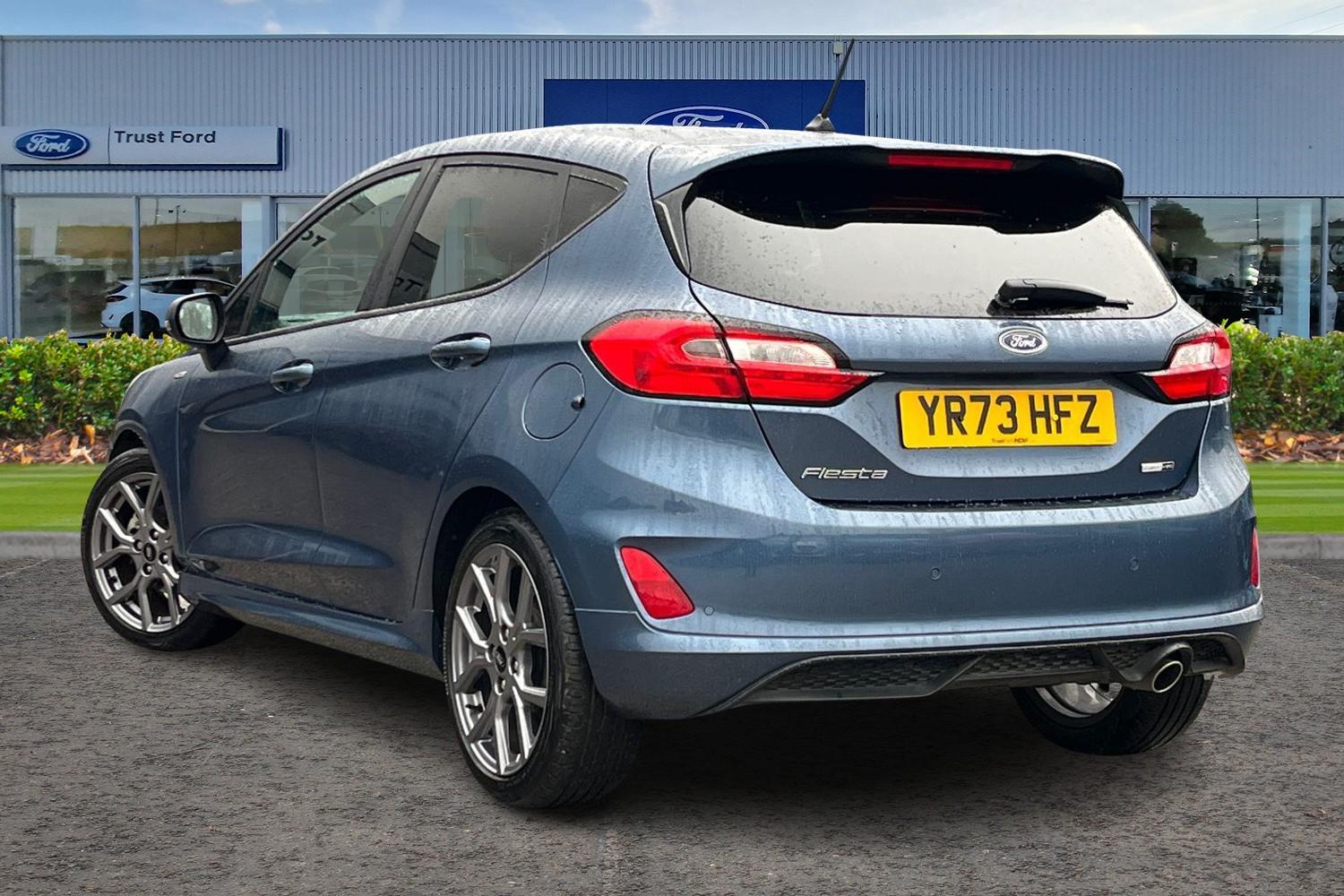 Ford FIESTA Photo 1