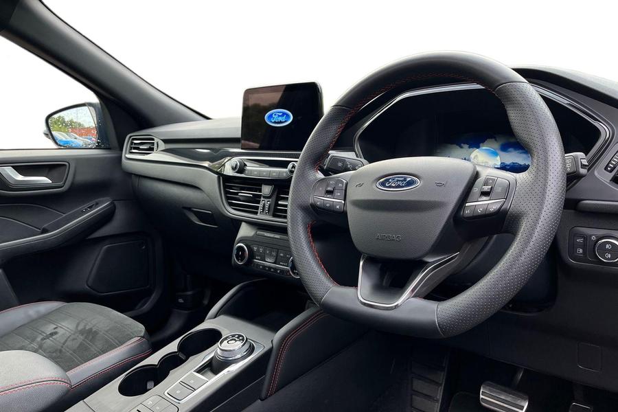 Ford Kuga Photo autoimg-a1196f5988a37449c4666c8aca0246d2d230367c.jpg