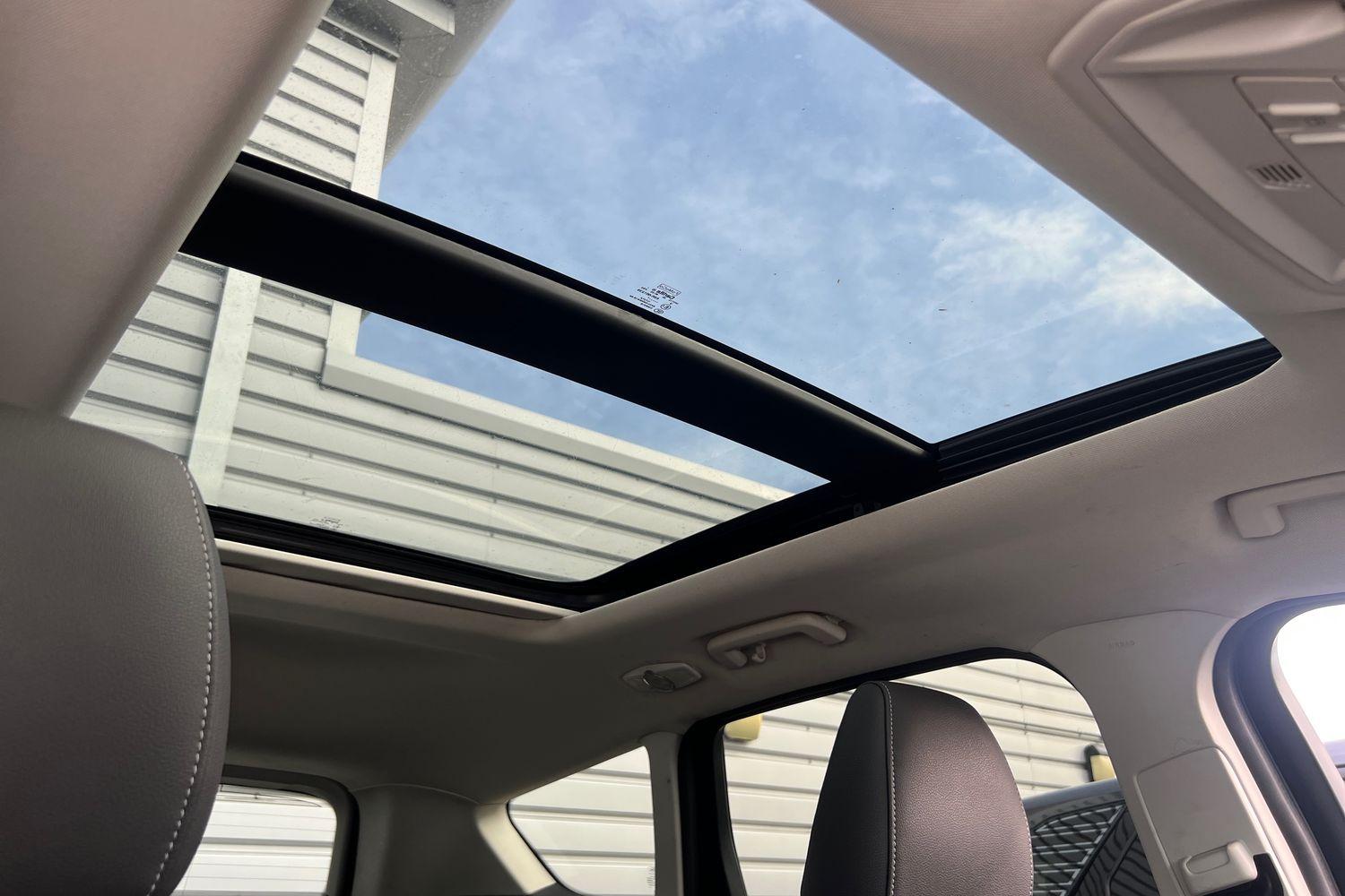 Ford KUGA Photo 25