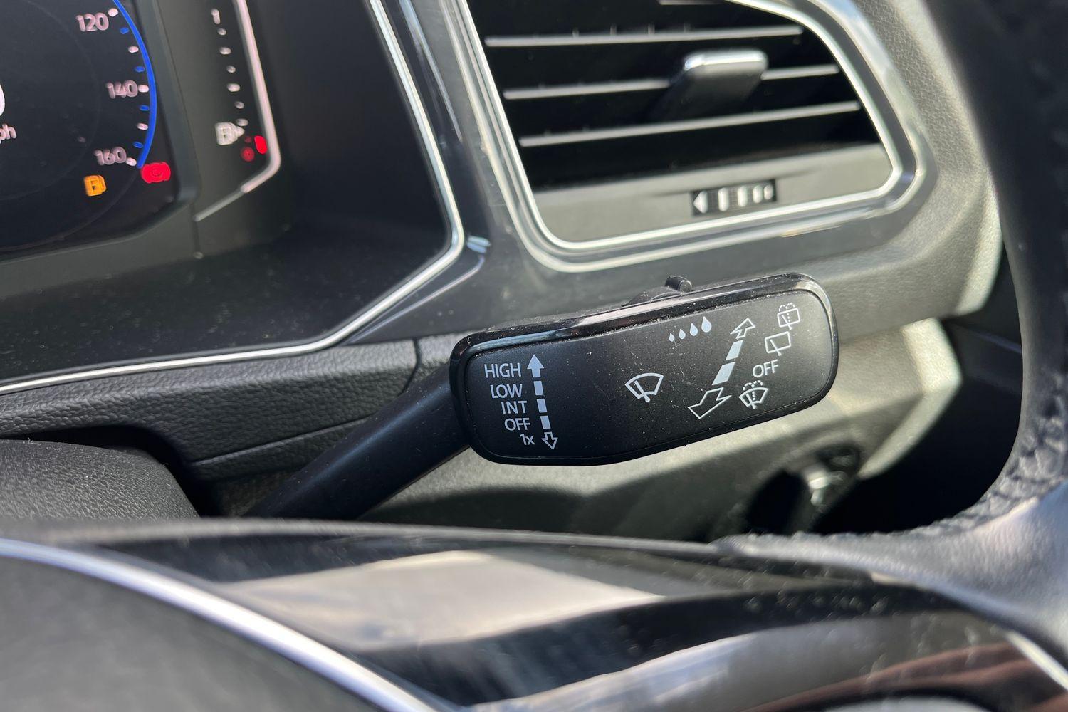 Volkswagen T-ROC Photo 14