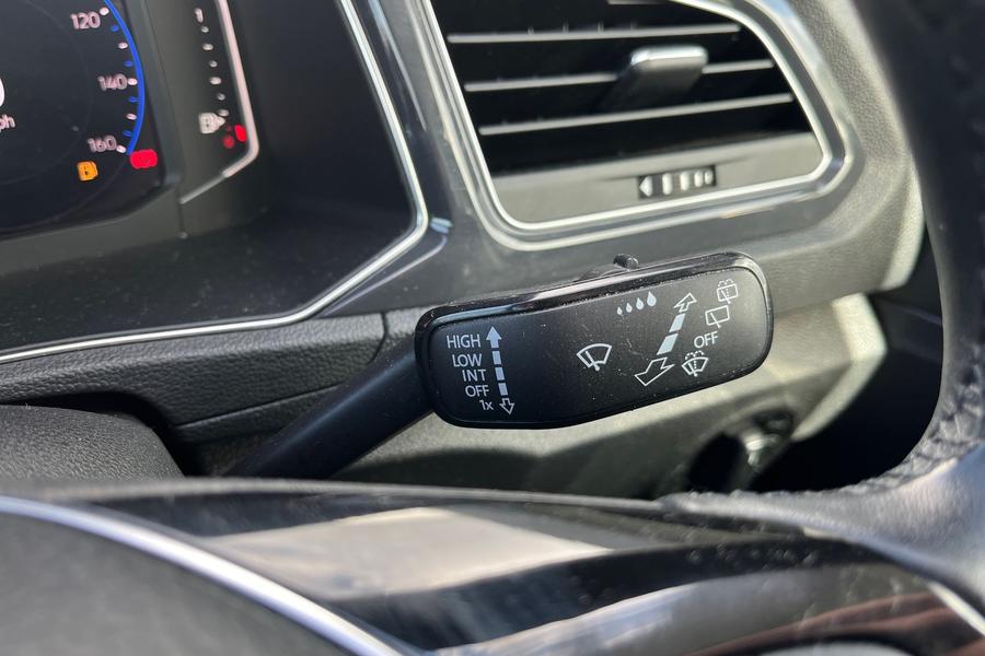 Volkswagen T-ROC Photo autoimg-a11d9d9db8b70363885e14ebc8e55990cd11a375.jpg