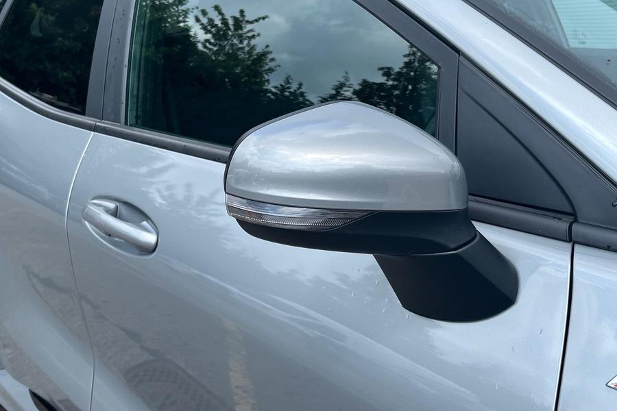 Ford PUMA Photo autoimg-a11e468bf4d694bd8eb0b0ab3268b17049b61df6.jpg