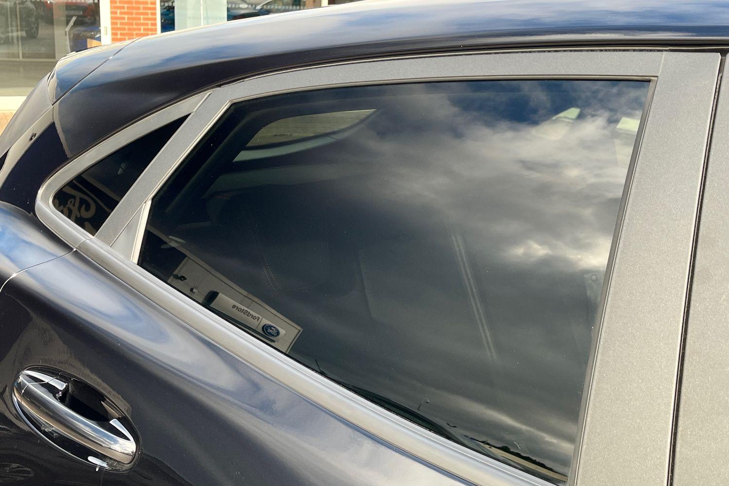 Ford Puma Photo 38