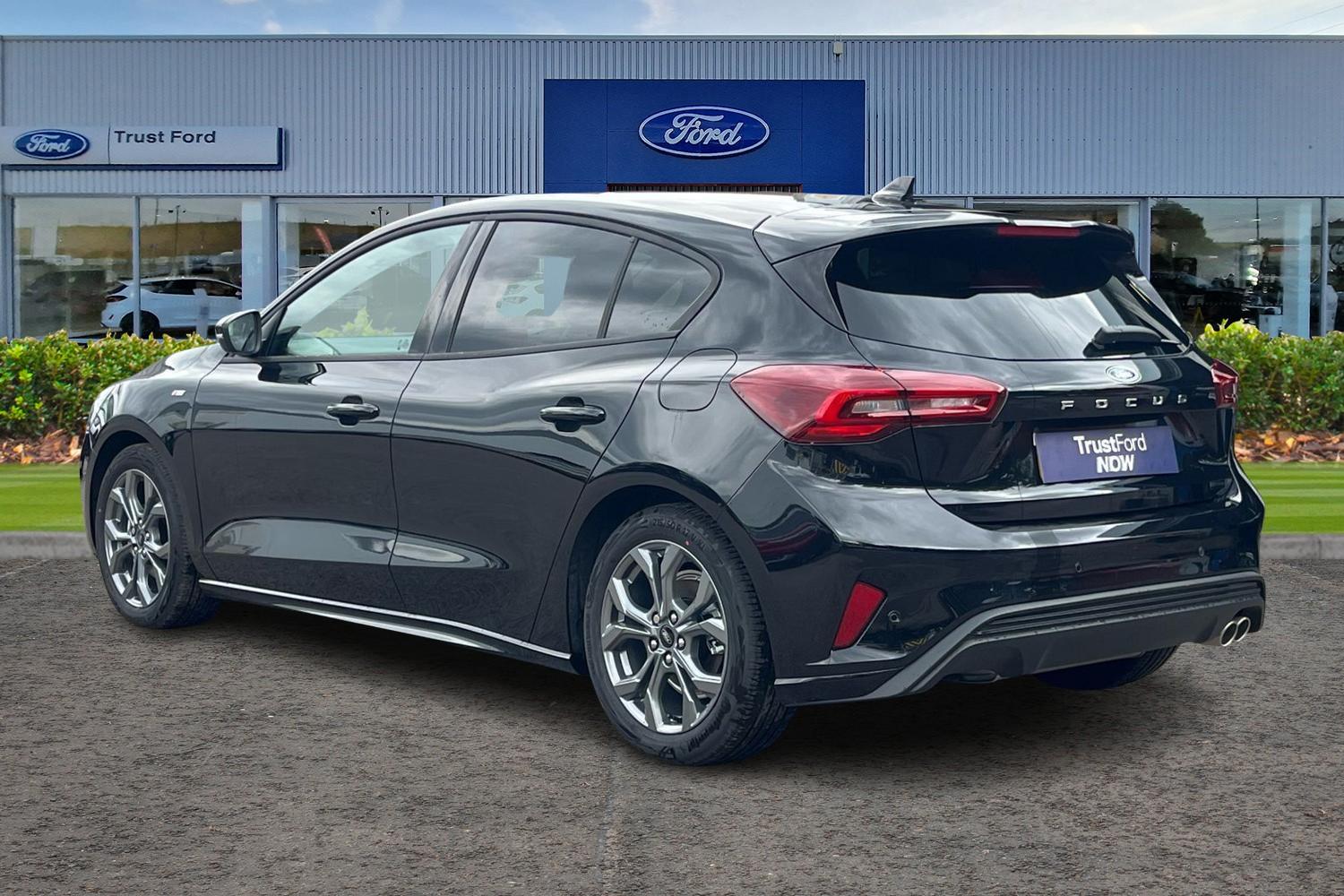 Ford FOCUS Photo 1