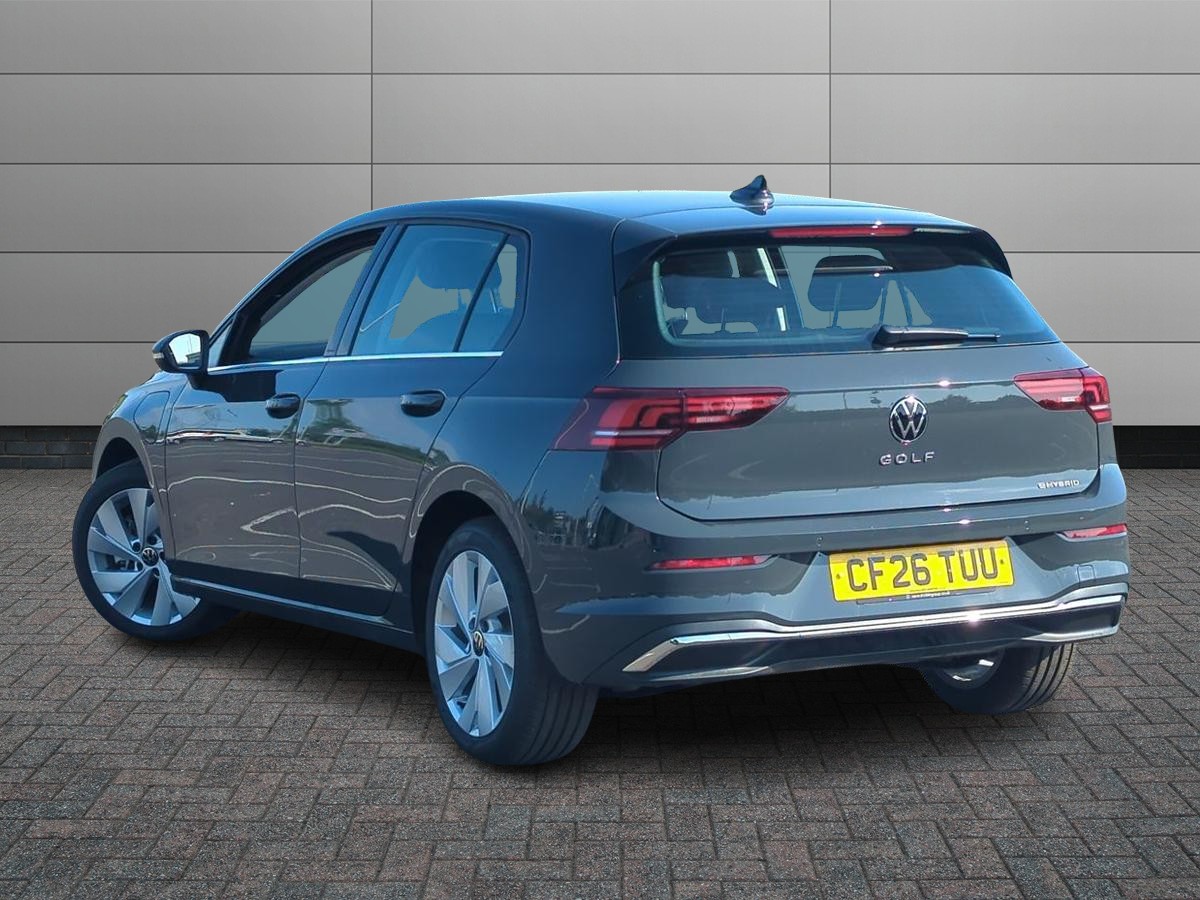 Volkswagen Golf Photo autoimg-a124b35948f55e09f3ffc0a928405bb0e5717939.jpg