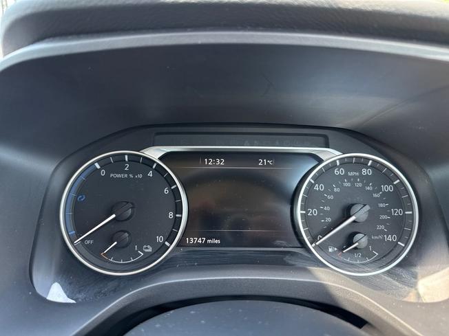 NISSAN Qashqai Photo 15