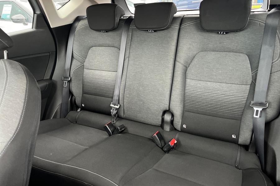 Renault CAPTUR Photo autoimg-a12589a02480056bcebd2c3099986ee0710d071b.jpg