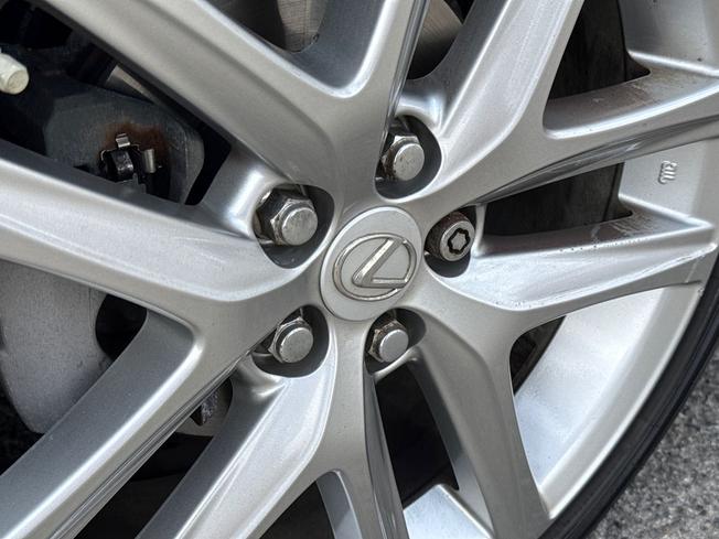 LEXUS Ct Photo 37