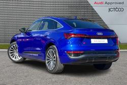 AUDI Q8 E-Tron Photo 3