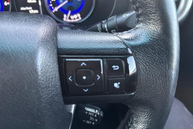 TOYOTA Hilux Photo 17