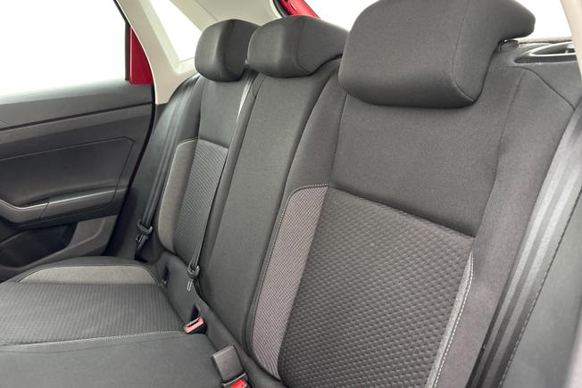 Volkswagen Polo Photo 9