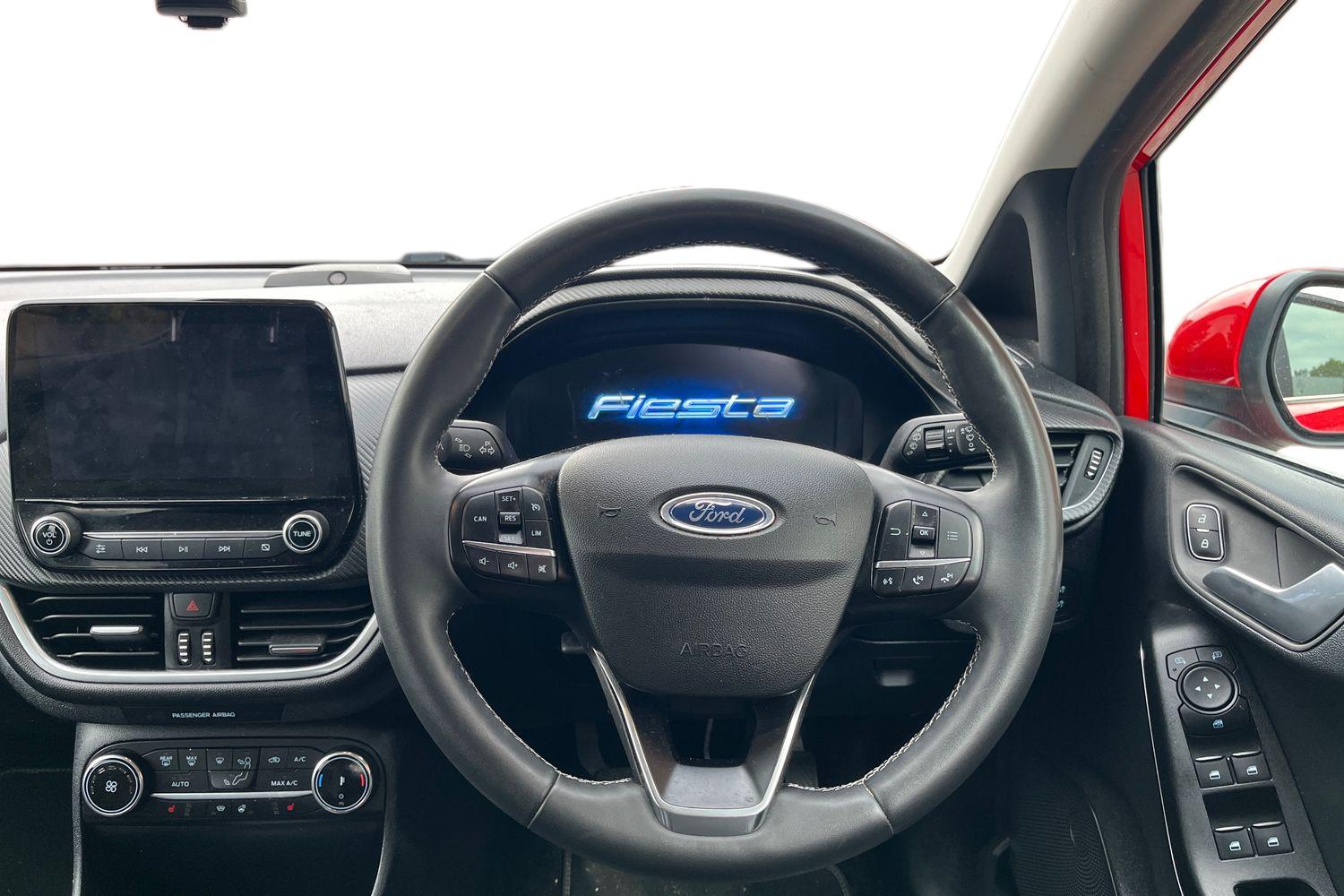 Ford Fiesta Photo 10