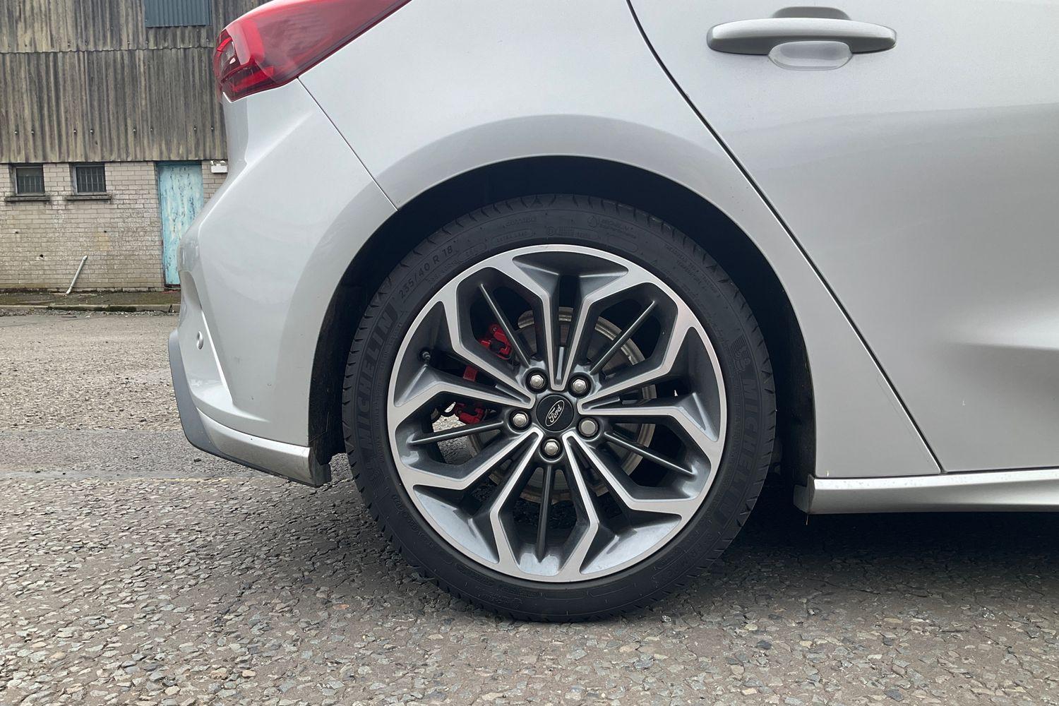 Ford Focus Photo 7