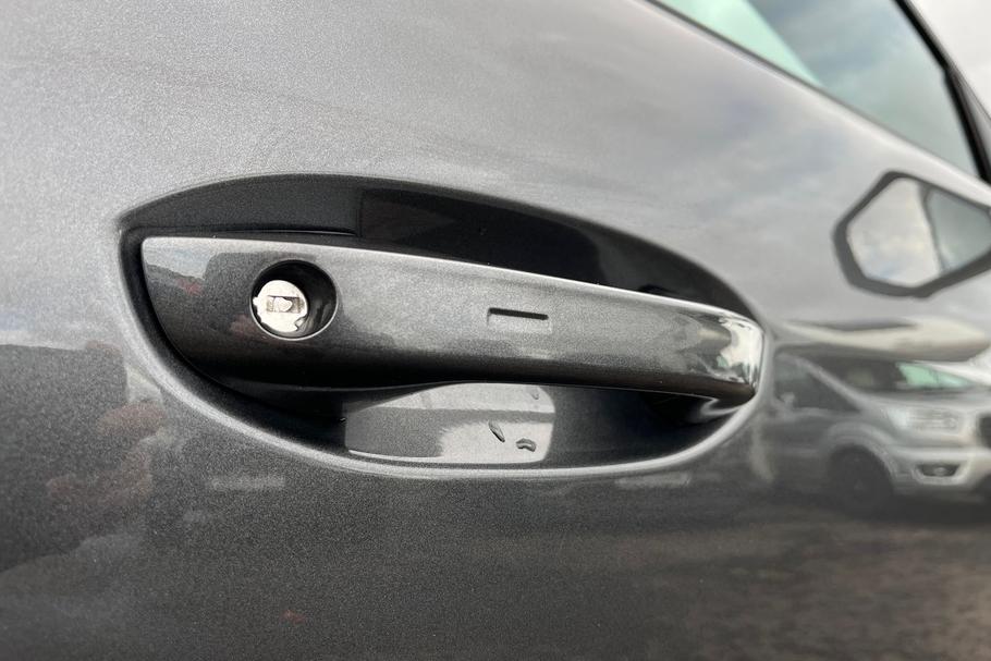 Used Ford Explorer 39