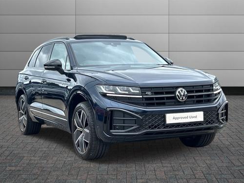 Used 2026 Volkswagen Touareg 3.0 TDI V6 Black Edition Tiptronic 4Motion Euro 6 (s/s) 5dr Blue at Sinclair Volkswagen
