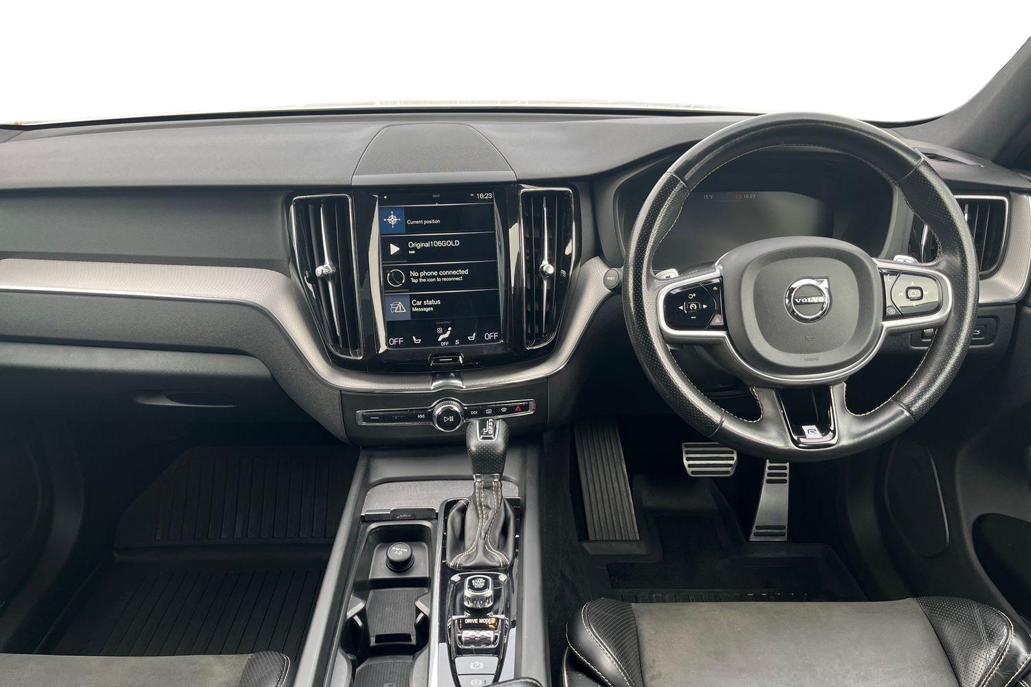 Volvo XC60 Photo 9