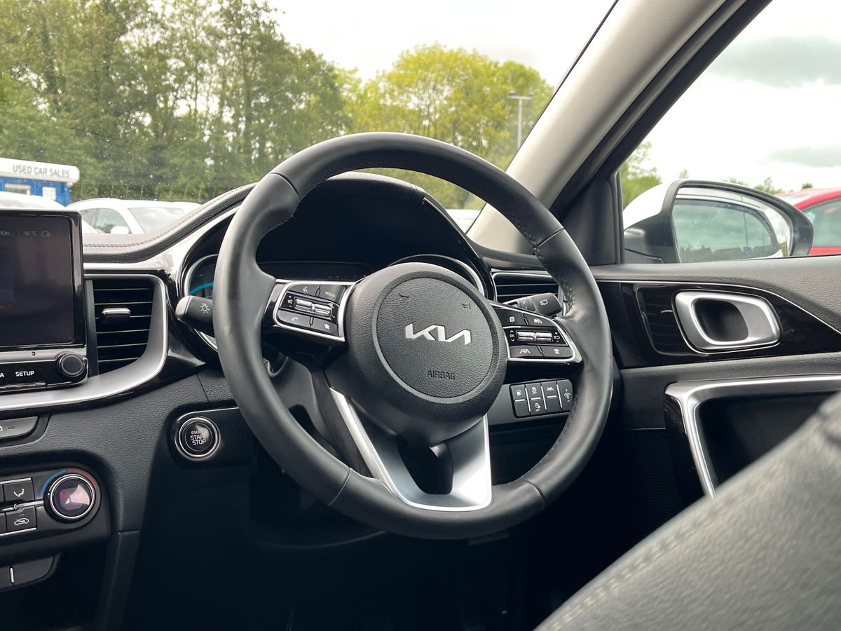 Kia XCeed Photo 14