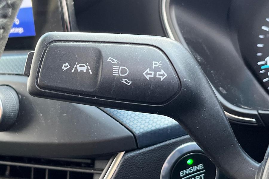 Ford FOCUS Photo autoimg-a14b032ff55ff933675e6ea946d417503e9fd894.jpg