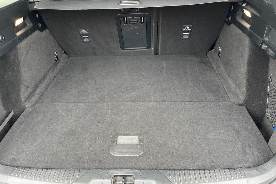 Ford FOCUS Photo autoimg-a14b7b9e3e1a5d36beebcffb252ba5bcd6e9df53.jpg