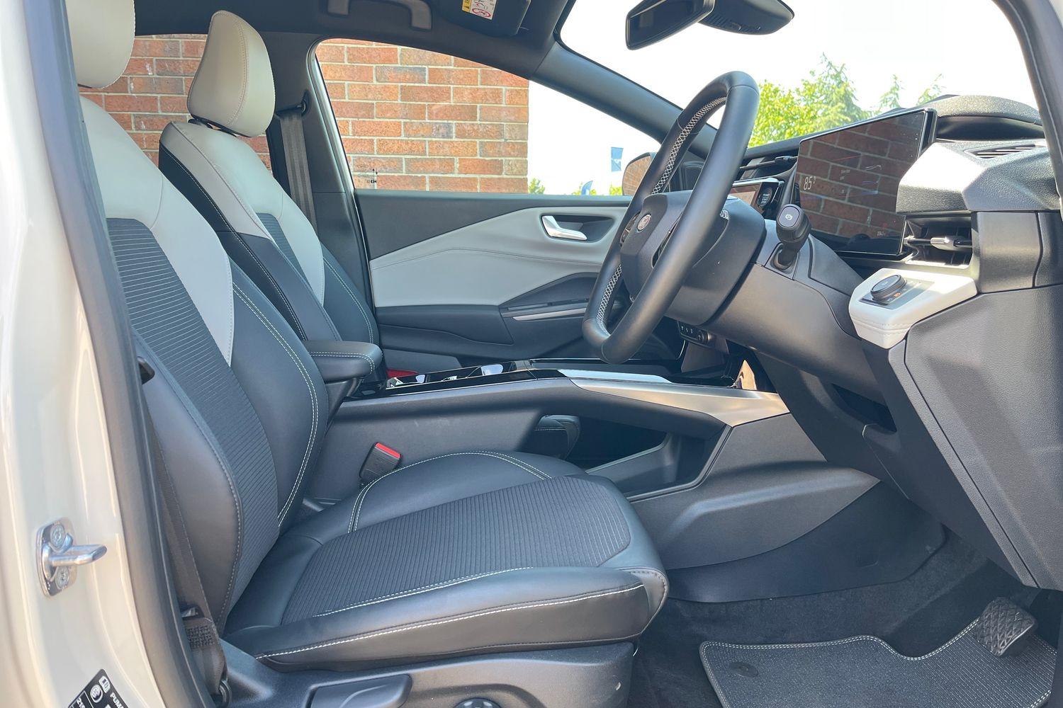 Ford Puma Gen-E Photo 27