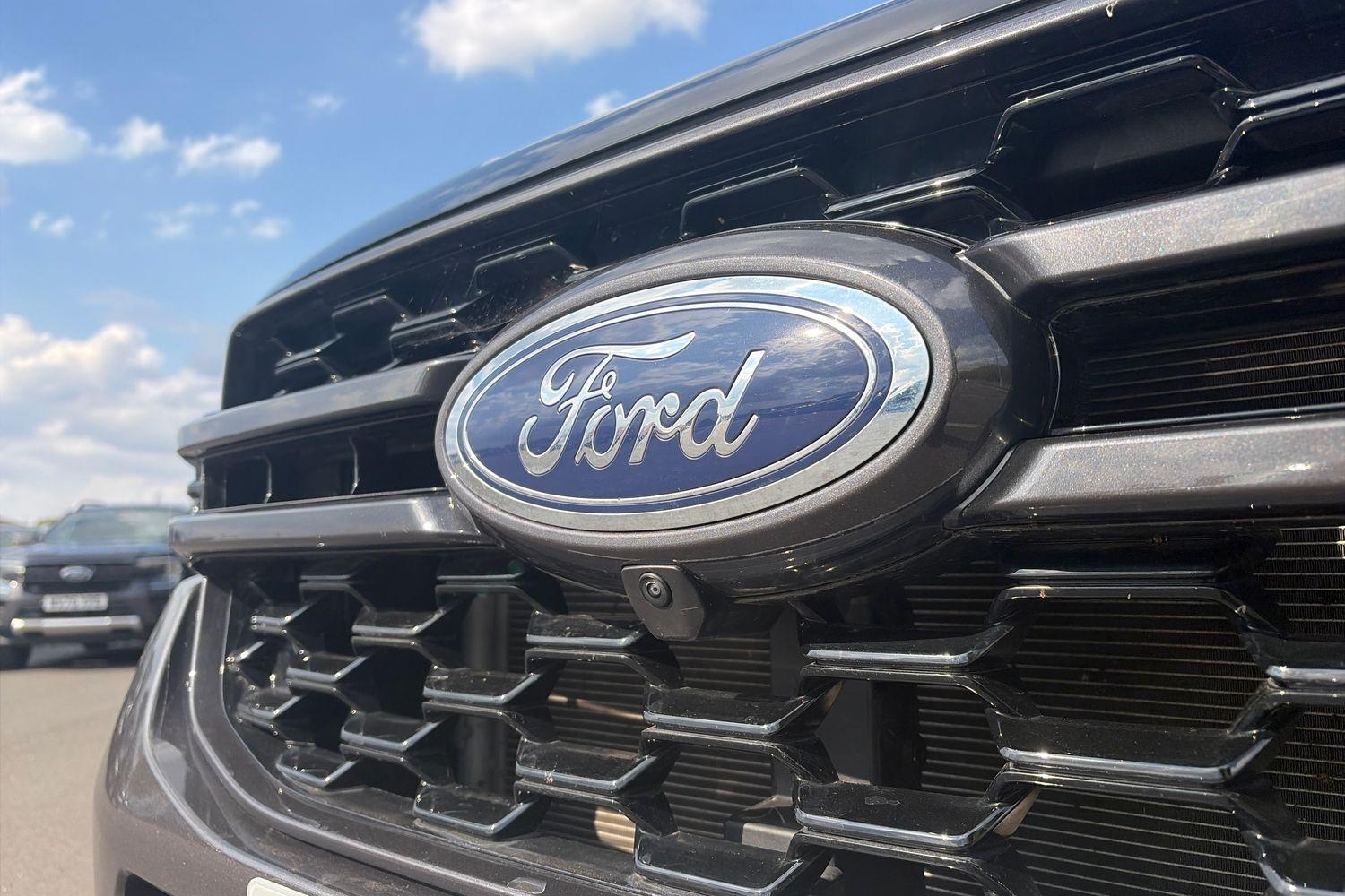 Ford RANGER Photo 18