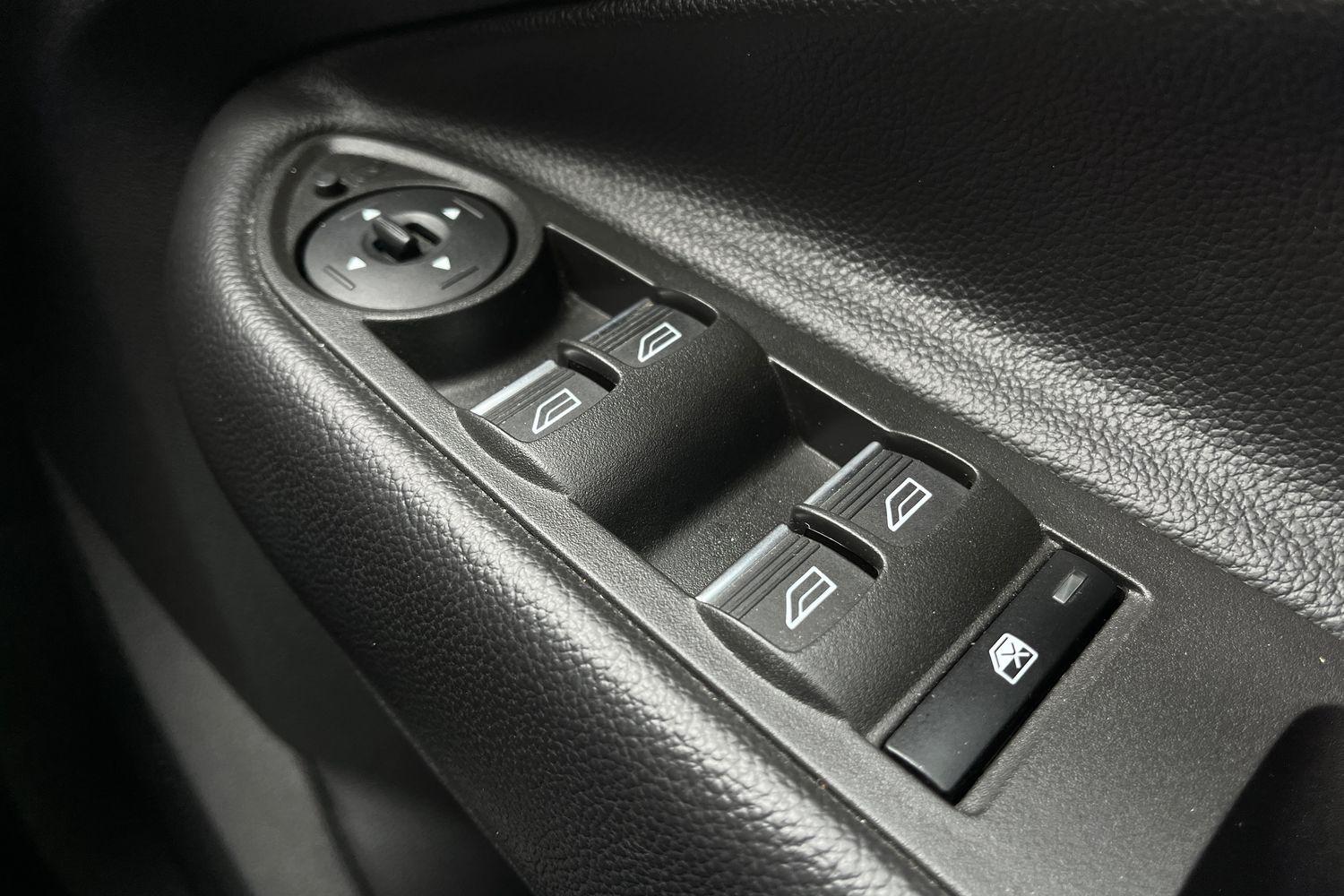 Ford KUGA Photo 15