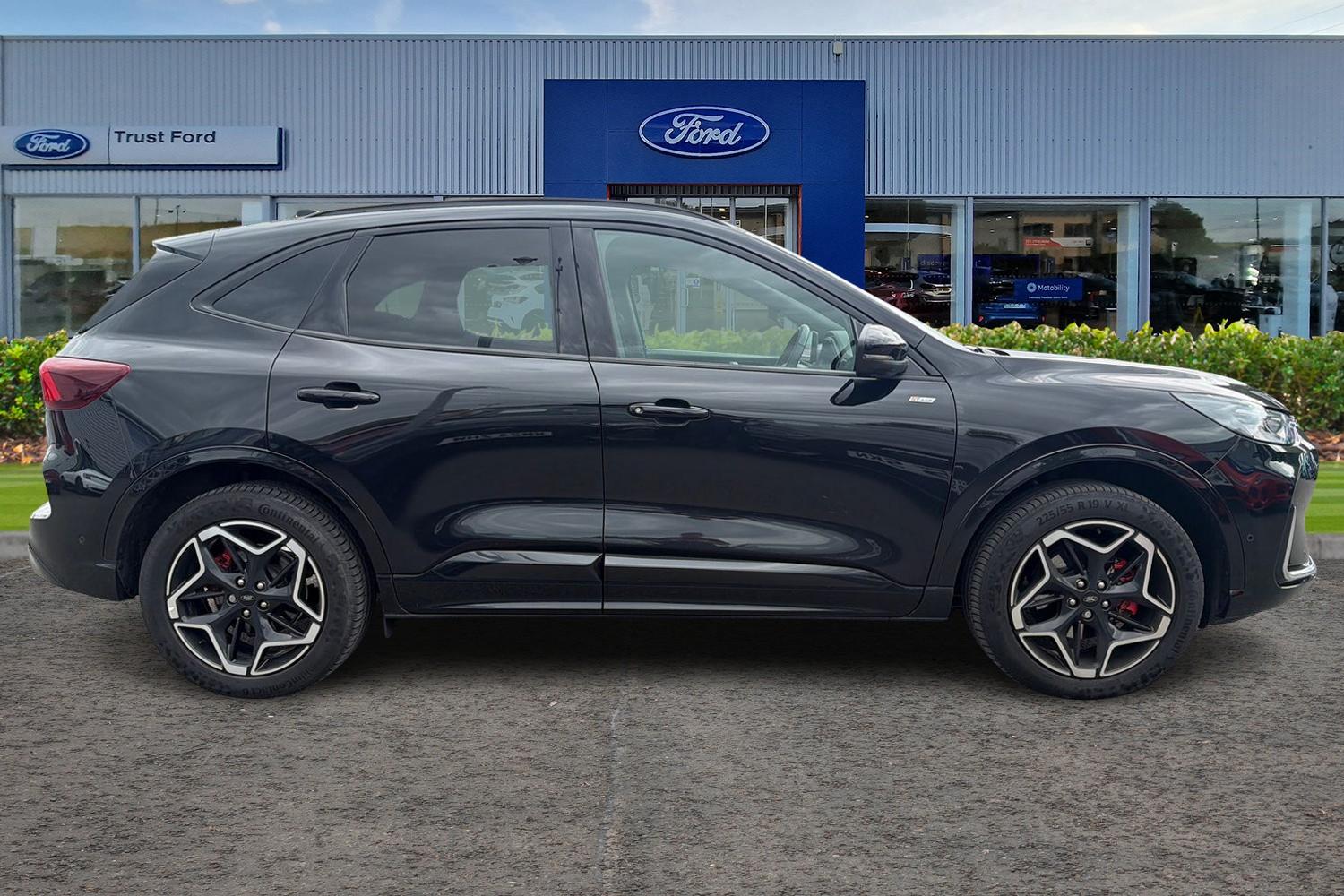 Ford Kuga Photo 2