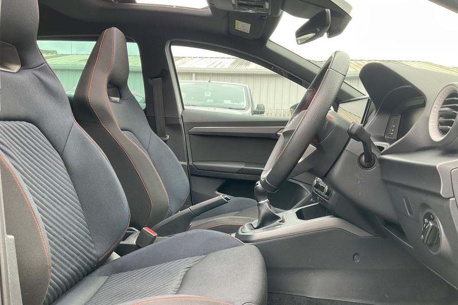 SEAT IBIZA Photo autoimg-a151eed60a53b6c0fe8446b99ac24eb200db809f.jpg