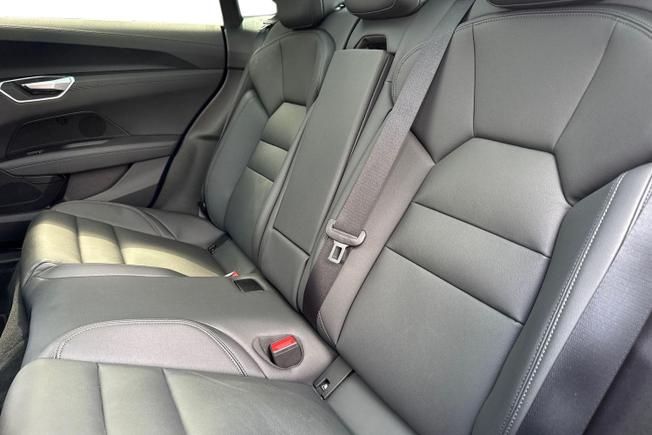 Audi E-Tron Gt Photo 9