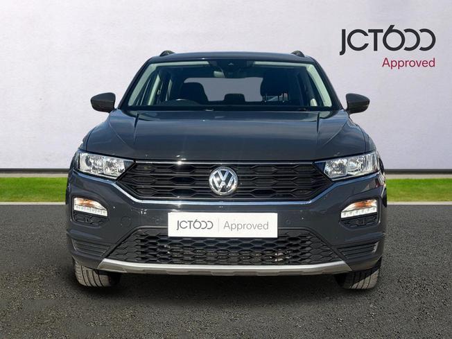 Volkswagen T-Roc Photo 8