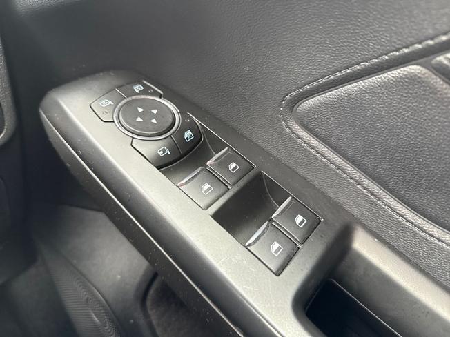 FORD Focus Photo 33