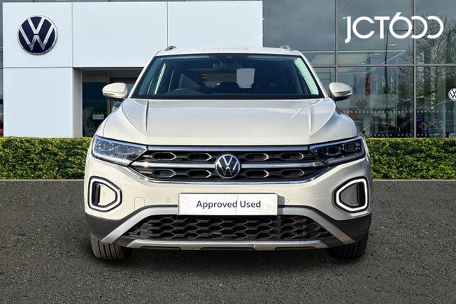 VOLKSWAGEN T-Roc Photo 8