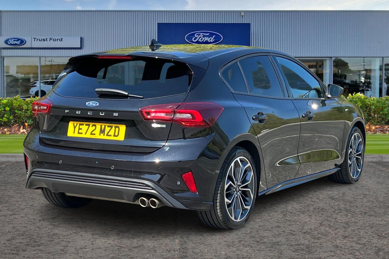 Ford FOCUS Photo 3