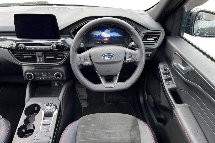 Ford Kuga Photo autoimg-a15d2f8f1b3b61a41f1218efef8af79d5e642c86.jpg
