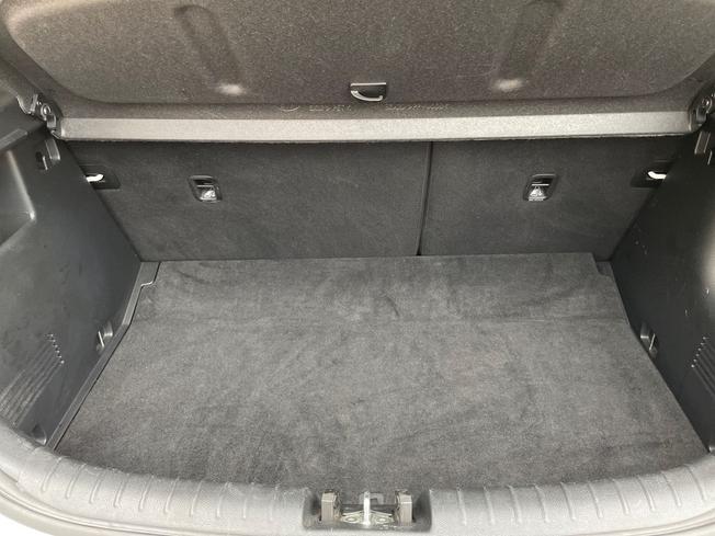 KIA Rio Photo 12