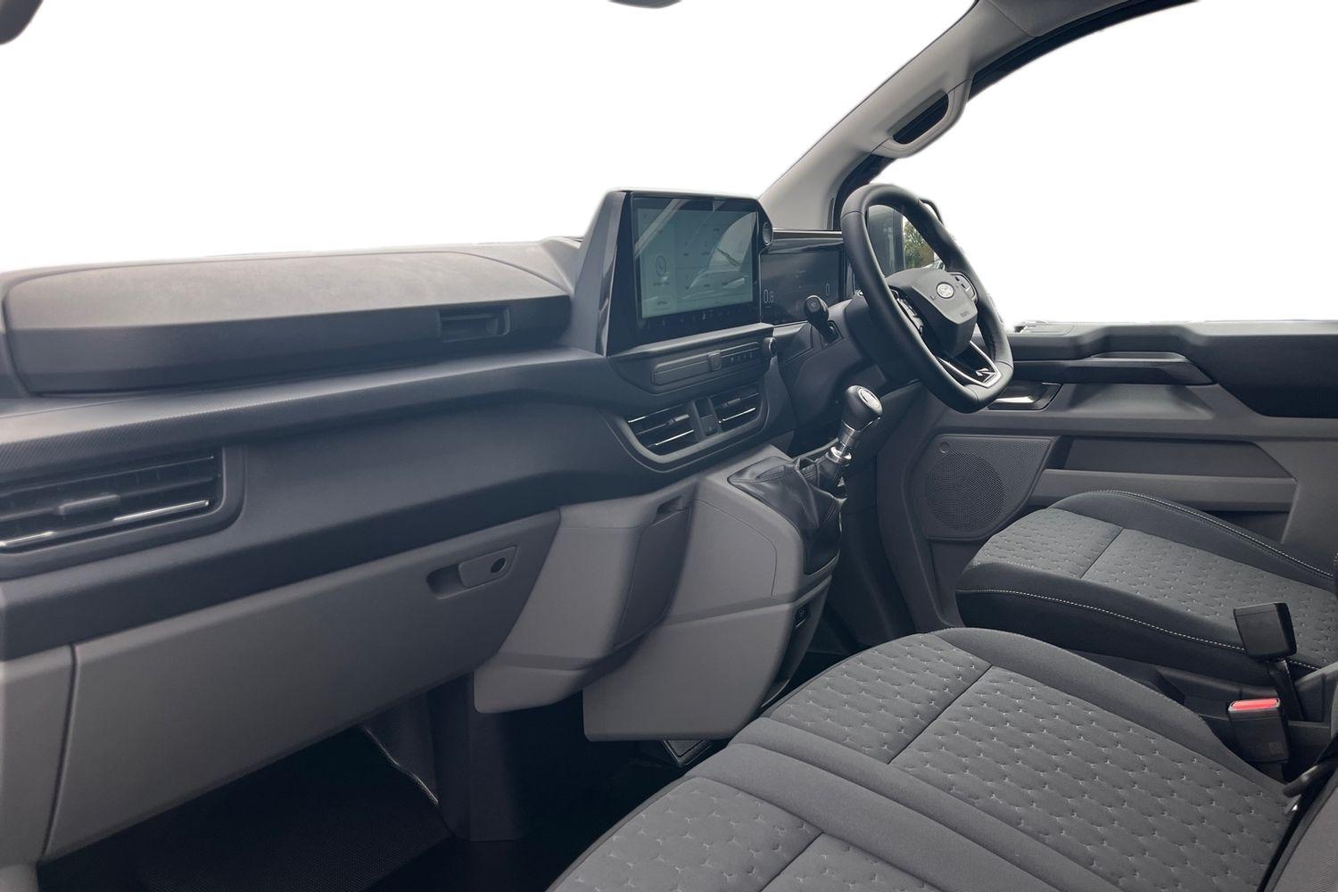 Ford TRANSIT CUSTOM Photo 3
