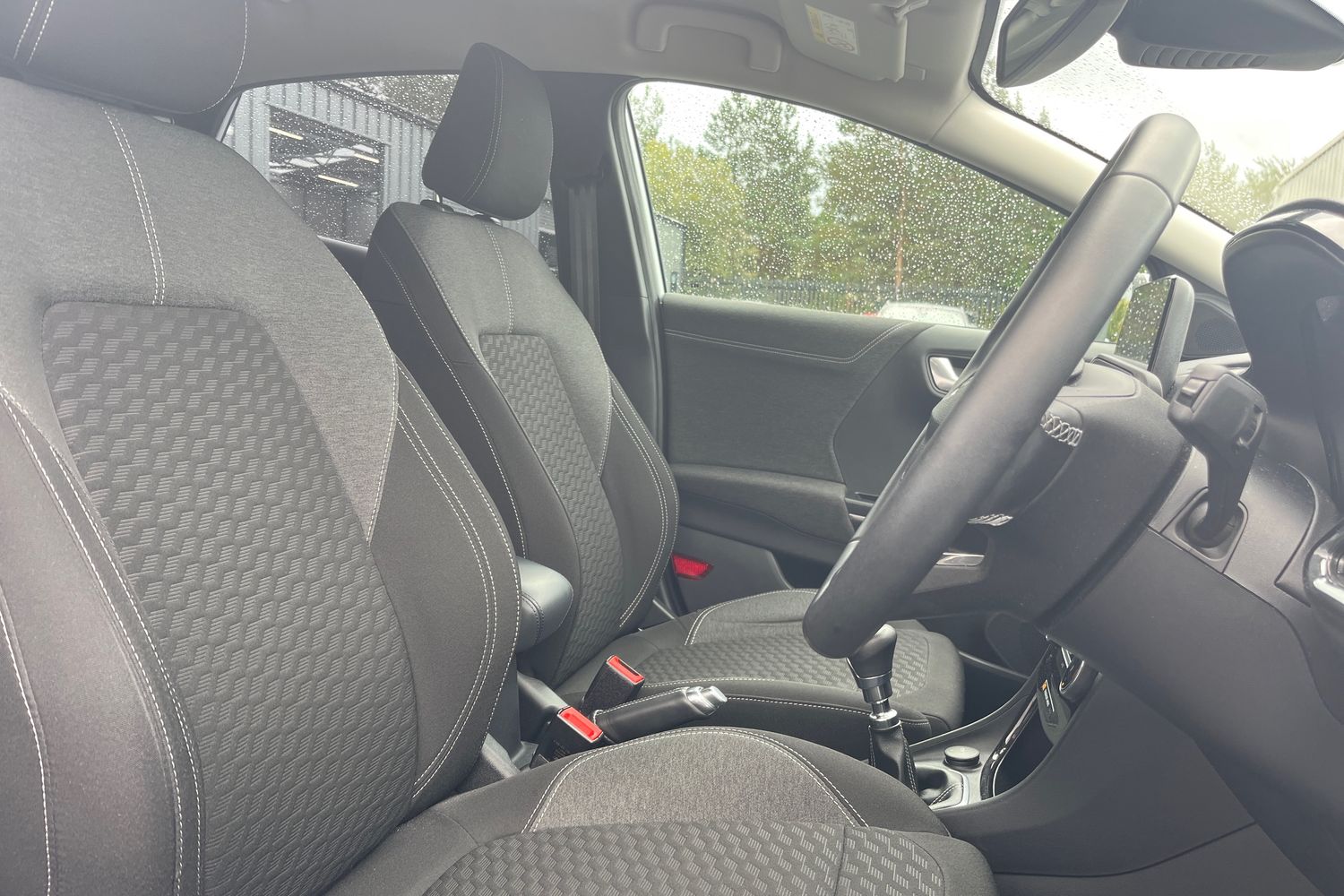 Ford Puma Photo 16